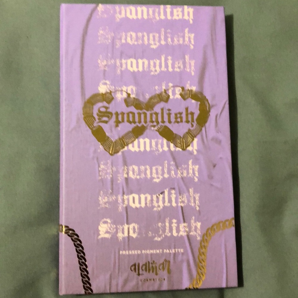 Alamar Spanglish eyeshadow palette